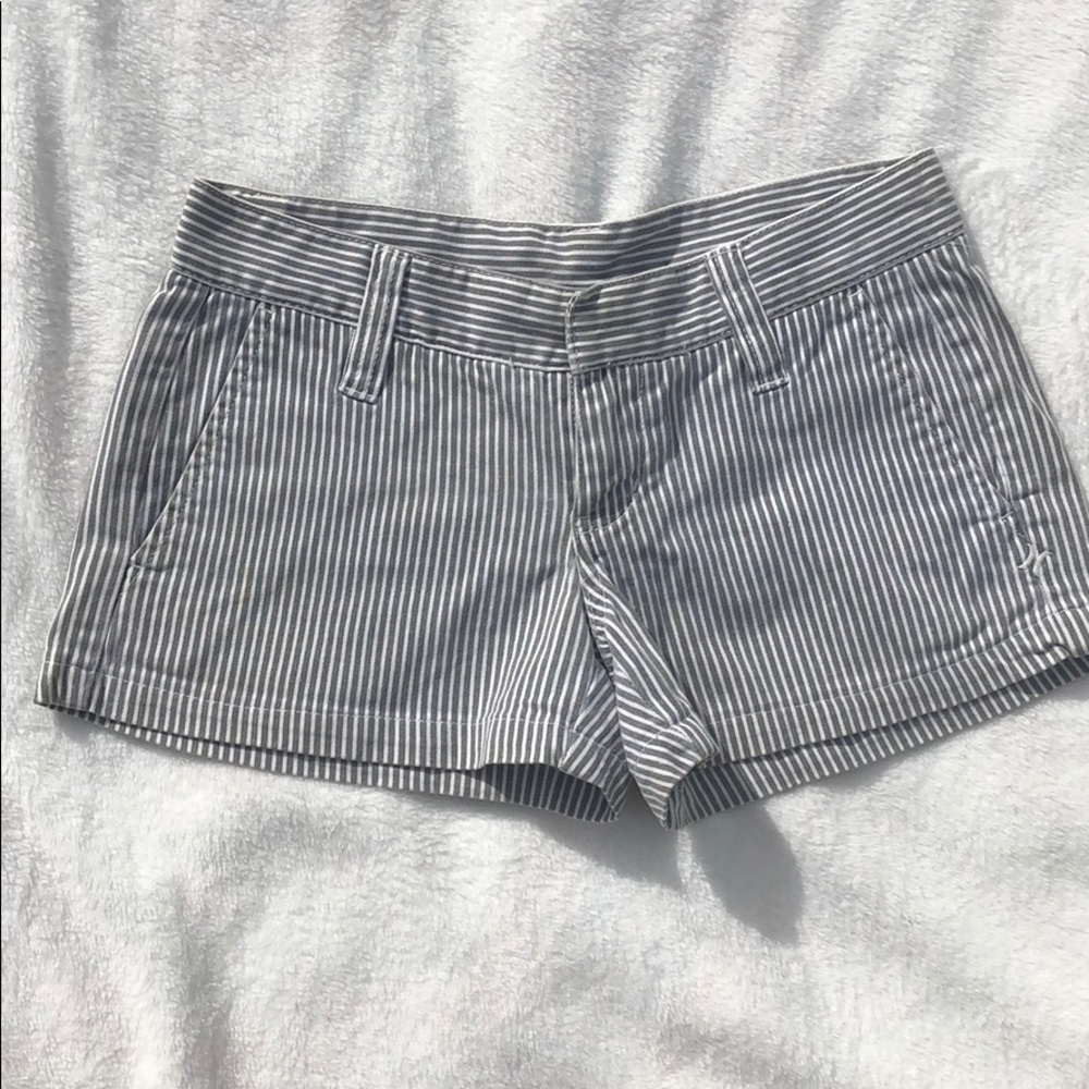 🦀 2x20 Hurley shorts